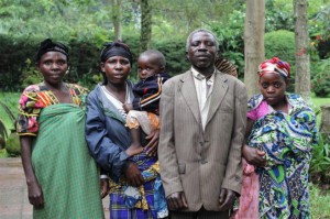 Birara singers with Francis - Singing Wells Project