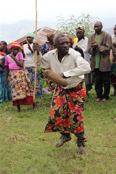 Birara Dancers with Francis leading the dance