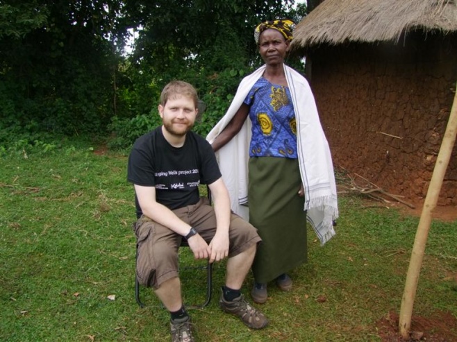 Andy Patterson (Abubilla Music) with villager from Kisumu