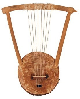 Nyatiti - instrument of the Luo