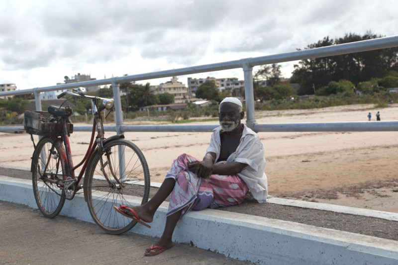 Man-on-Bike - Malindi